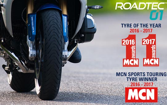 Metzeler roadtec 01 vs best sale pirelli angel gt 2